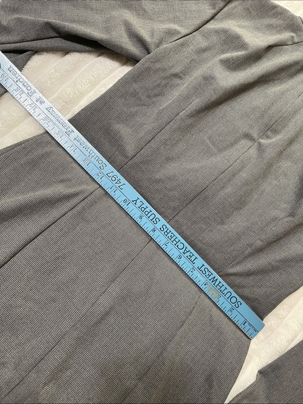 Zara Gray Long-Sleeve Shift Dress with Front Cutout NWT | Size Large - Picture 9 of 9